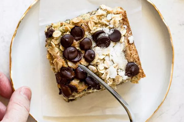Banana Oat Snacking Bars