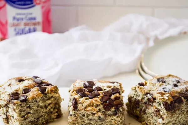 Banana Oat Snacking Bars
