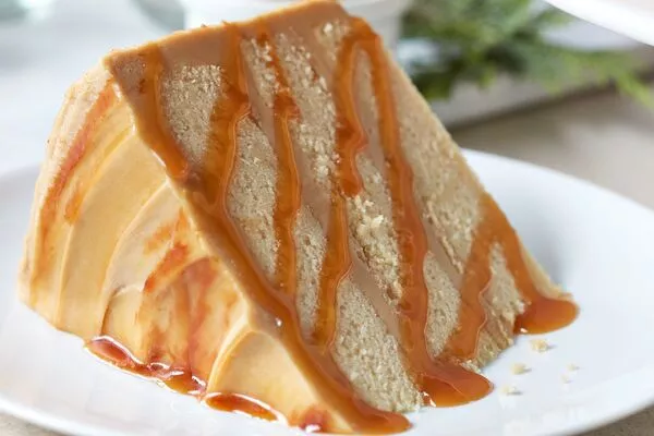 Caramel Cake