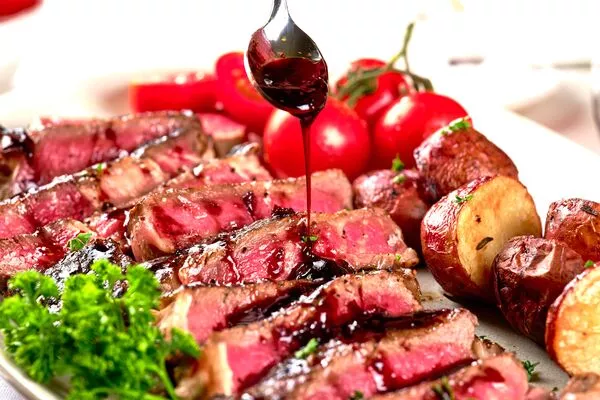 Ribeye Steaks with Red Wine Glaze