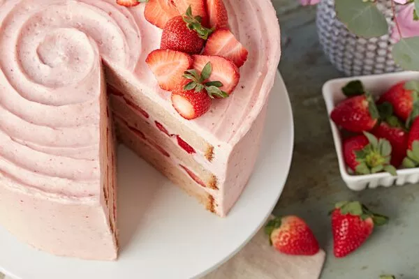 Strawberry Cake