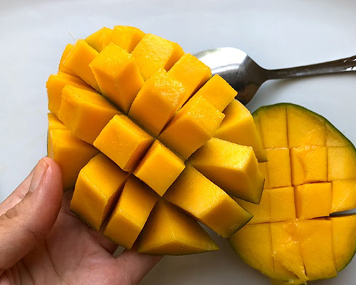 How to Cut a Mango