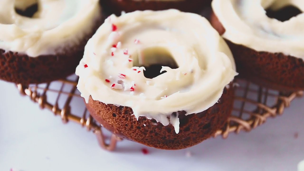 Chocolate Baked Donuts with Peppermint Icing