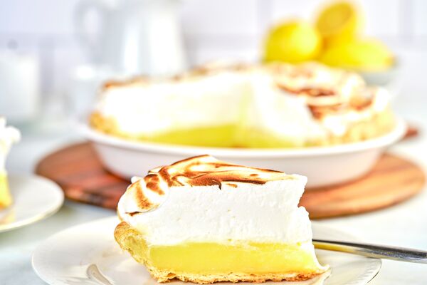lemon meringue pie with C&H® Baker’s Sugar